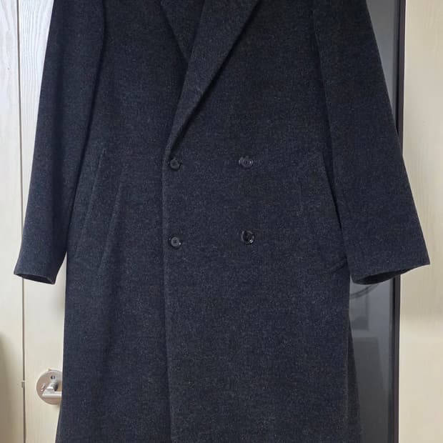 르메르 23fw 맥시DB코트 펭귄 48사이즈