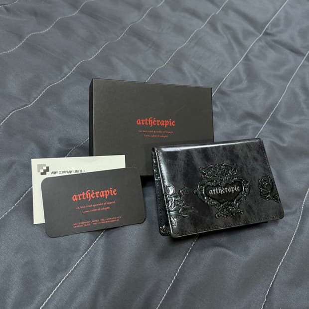 알세라피 (Artherapie) wallet