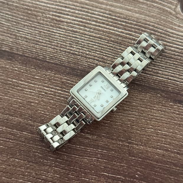 세이코 Seiko 쿼츠 lk 루키아 스퀘어 레이디스