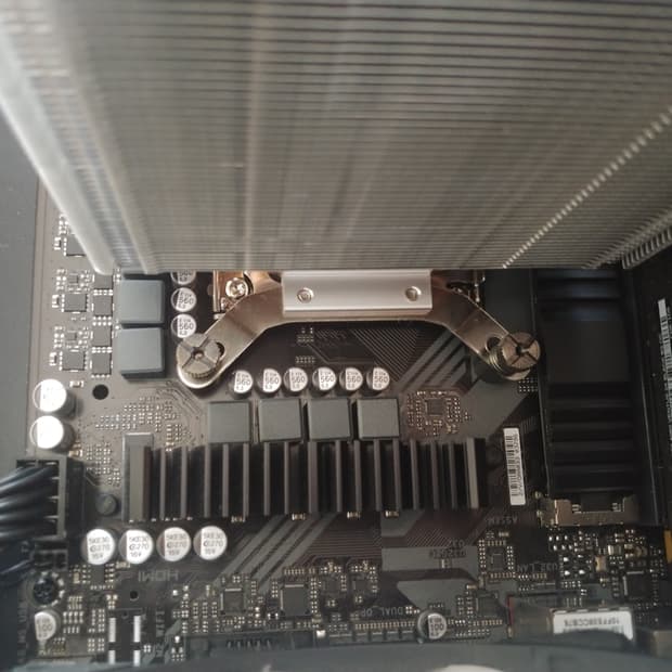 컴퓨터본체
