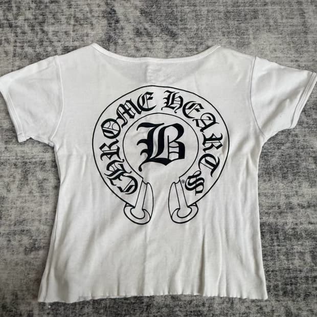 크롬하츠 반팔 bella babyt-shirt