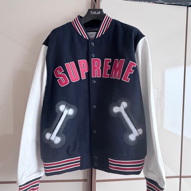 슈프림 치토 본 바시티