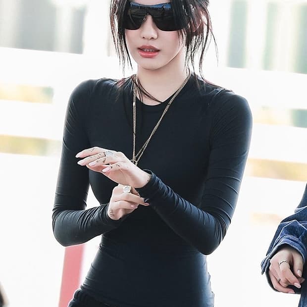 Skims 핏 에브리바디 롱슬리브 닝닝착용