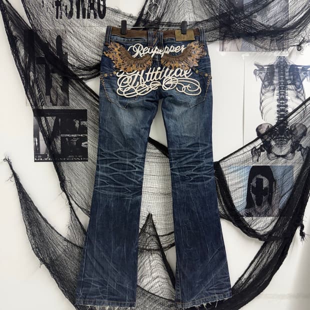 Red pepper lowrise patch detail jeans