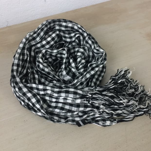 check pattern scarf