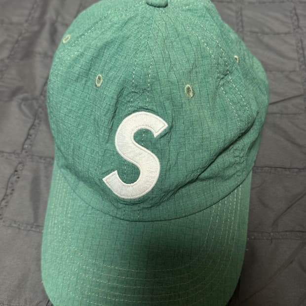 슈프림 코듀라 립스탑 s로고 6패널 캡 23ss