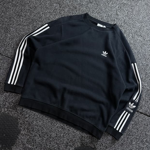 아디다스 트레포일 박시핏 트랙 스웻 셔츠 3852