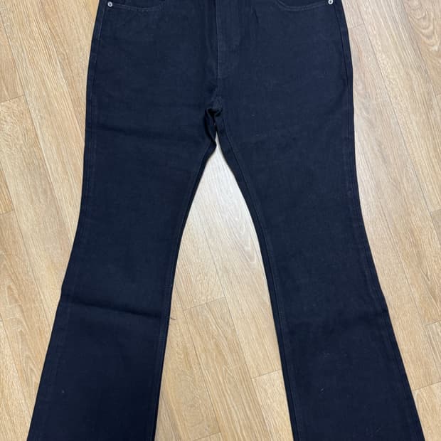 엑스트라 오디너리 플레어 데님  블랙 L