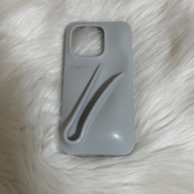 로드스킨 케이스 헤일리비버 15프로 