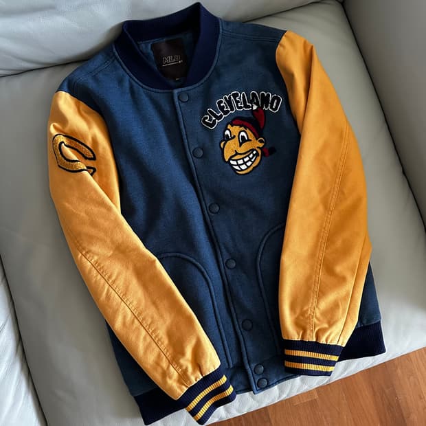 MLB 클리블랜드 인디언스 바시티 자켓 105