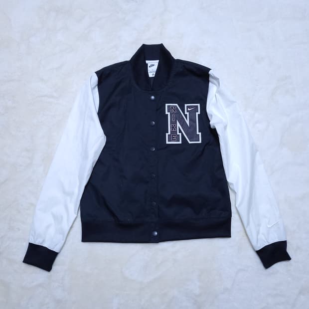 나이키 빅로고 여성 바시티 S 0328