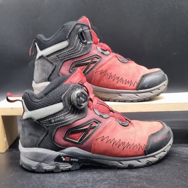 블랙야크 클라임 여성등산화230 