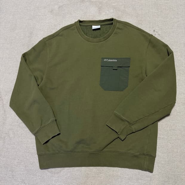 컬럼비아 포켓 맨투맨