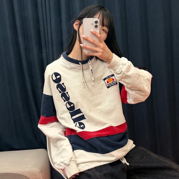 엘레쎄 사이드 로고 빈티지 맨투맨