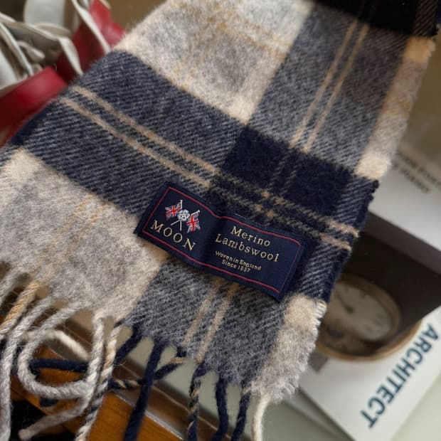 문트위드 머플러 