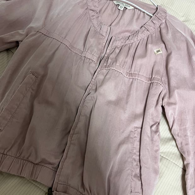 써스데이아일랜드 빈티지 핑크 아우터