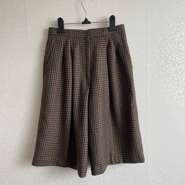 일본 빈티지 핀턱 와이드 체그 울 숏펜츠 