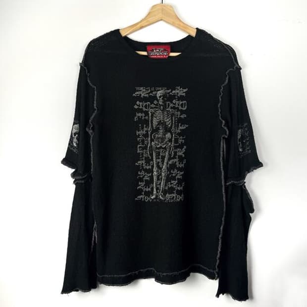 Lip Service Gothic Archive 롱슬리브