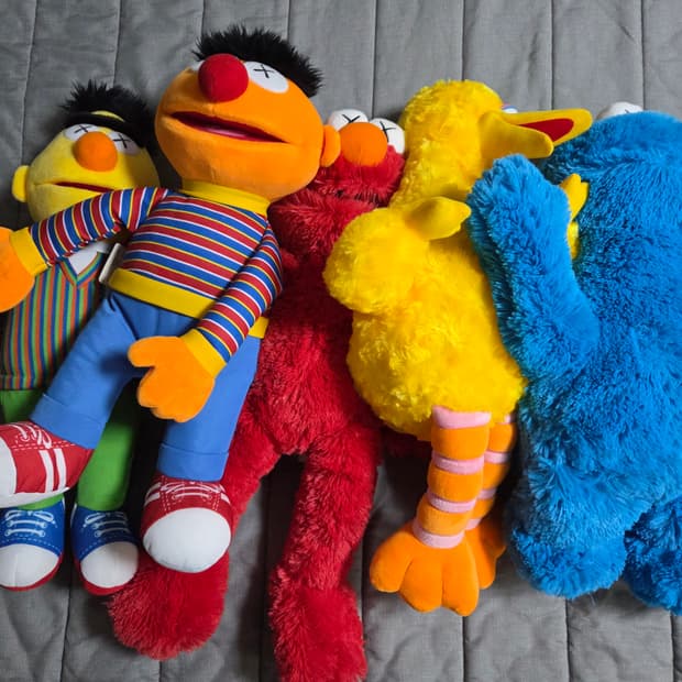 유니클로x카우스x세서미 스트리트 인형 세트