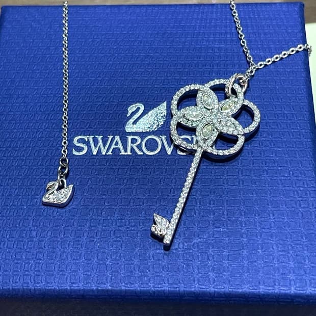 스와로브스키 balthazar 팬던트 목걸이