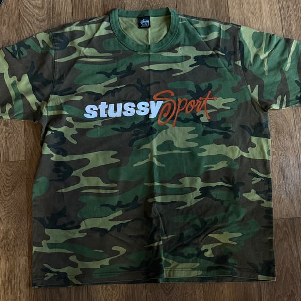 스투시 스포츠 스크립트 티셔츠 카모