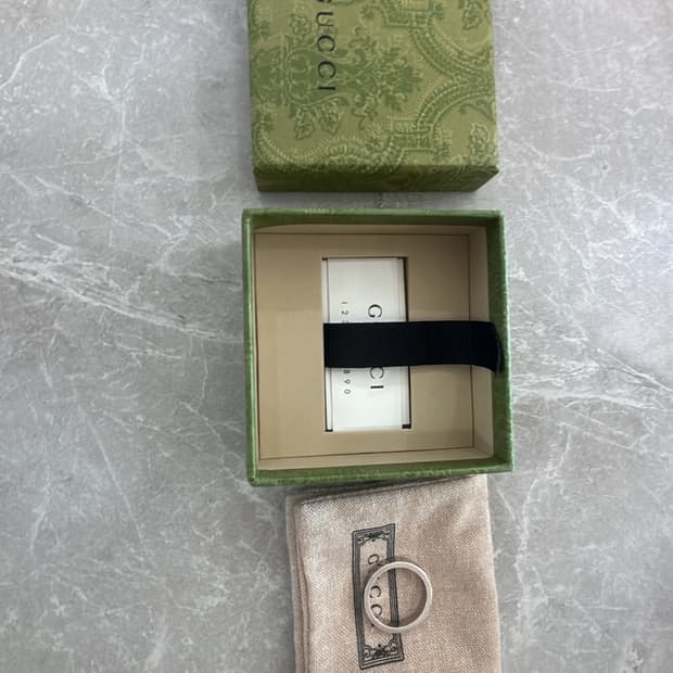 구찌 고스트링 해골 4mm 실버 반지 25호