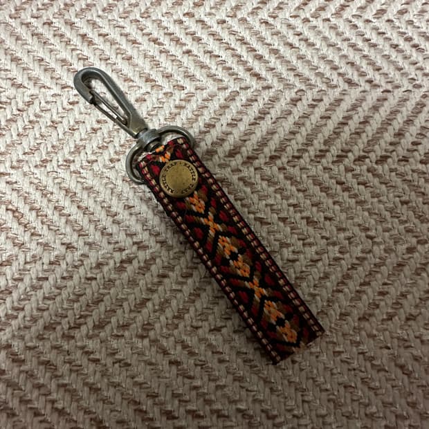 RATTLE TRAP vintage keyring