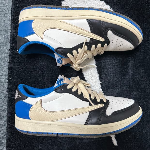 조던1 프라그먼트 스캇 270