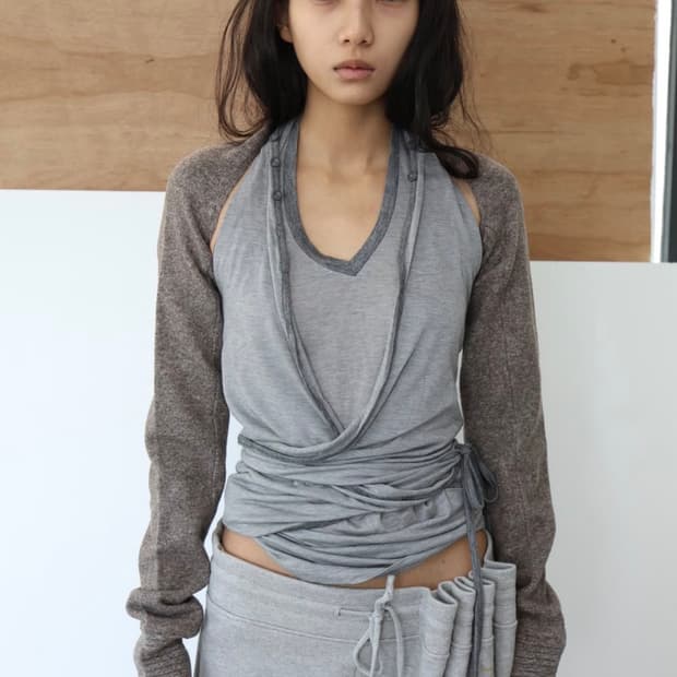 울리카상투스 홀터 랩 슬리브리스 그레이 M
