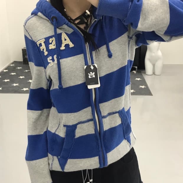 Abercrombie & Fitch Striped Zip Up Hood