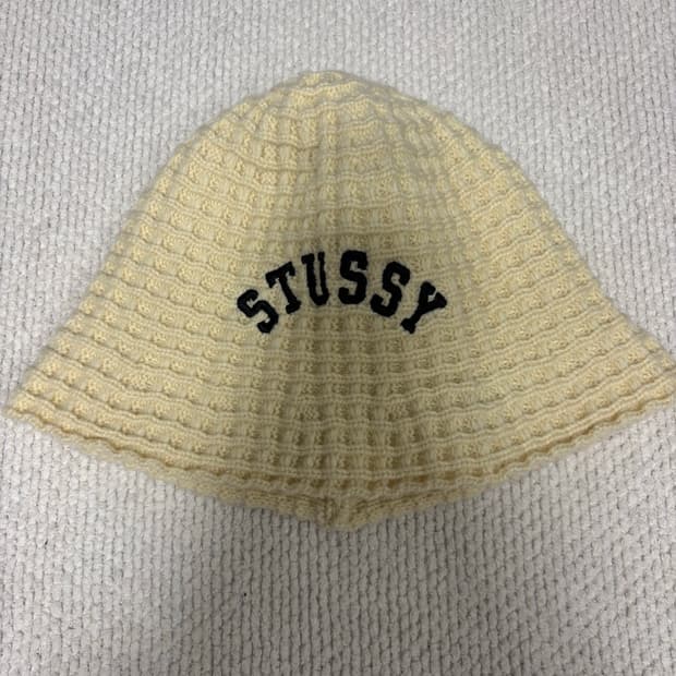 스투시 버킷 와플 니트 본 색상