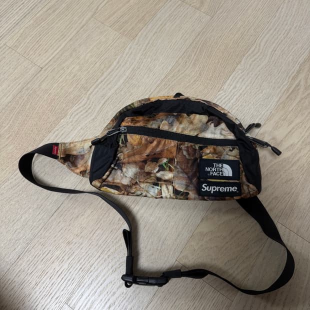 (Os) 16fw 슈프림 노스페이스 낙엽 웨이스트백 