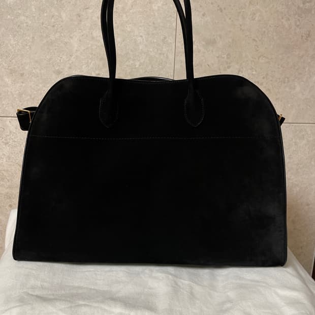 더로우 마고백 17 블랙 스웨이드