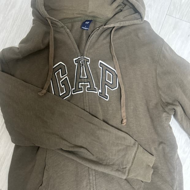 Gap카키후드집업