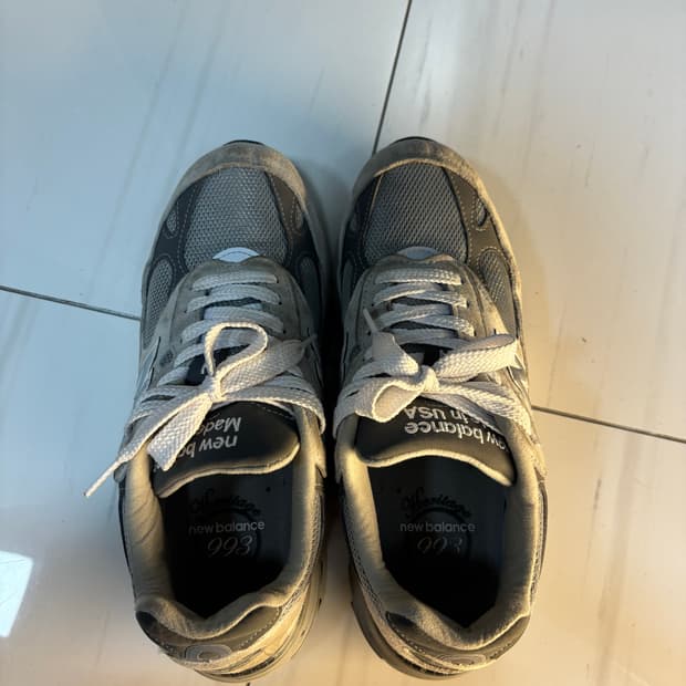 뉴발란스 993