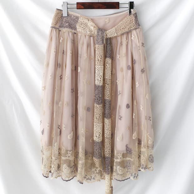 sequin embroidery sha skirt 