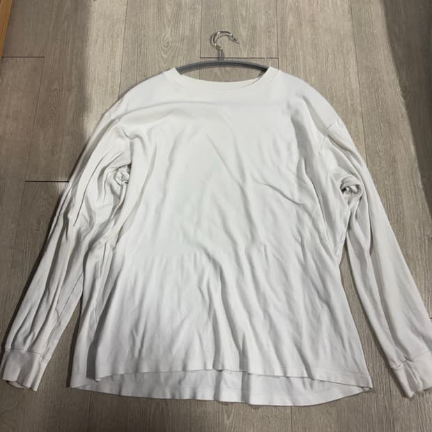 유니클로 터틀넥 롱슬리브 화이트 xl