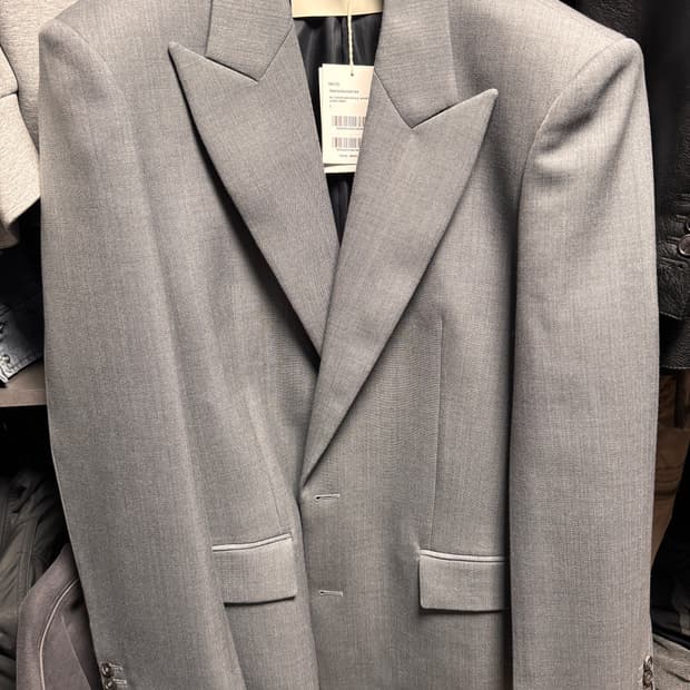 렉토 25시즌 그레이 자켓