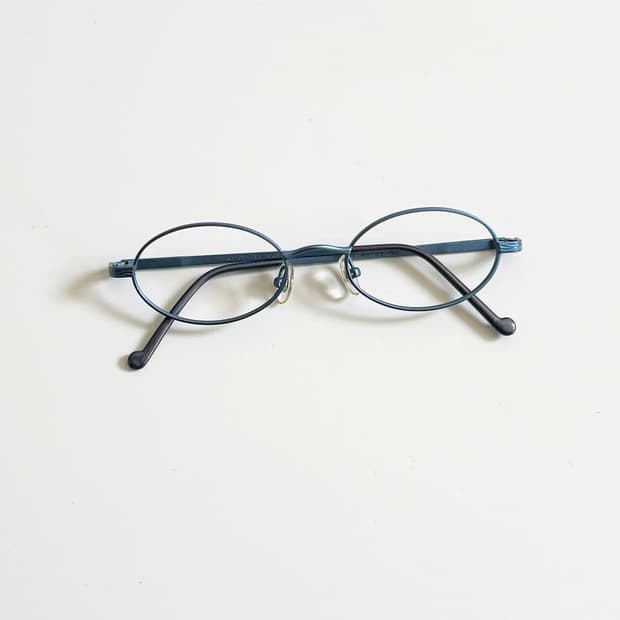 90s CLEOPATRA 블루 슬림 오벌 메탈 빈티지 안경