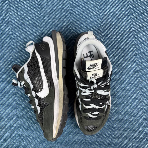 나이키 x 사카이 베이퍼와플 '블랙 화이트