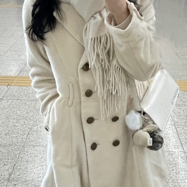 라떼갸루 아이보리 화이트 코트🥨🍪
