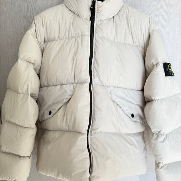 스톤아일랜드 23fw 크링클랩스 논후드 패딩 XL