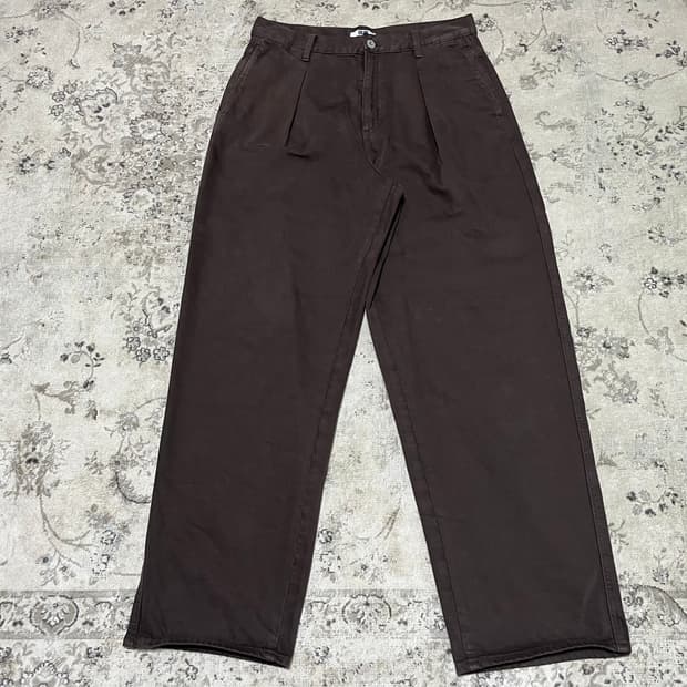 유니클로 U 르메르맛 브라운 데님 턱 팬츠