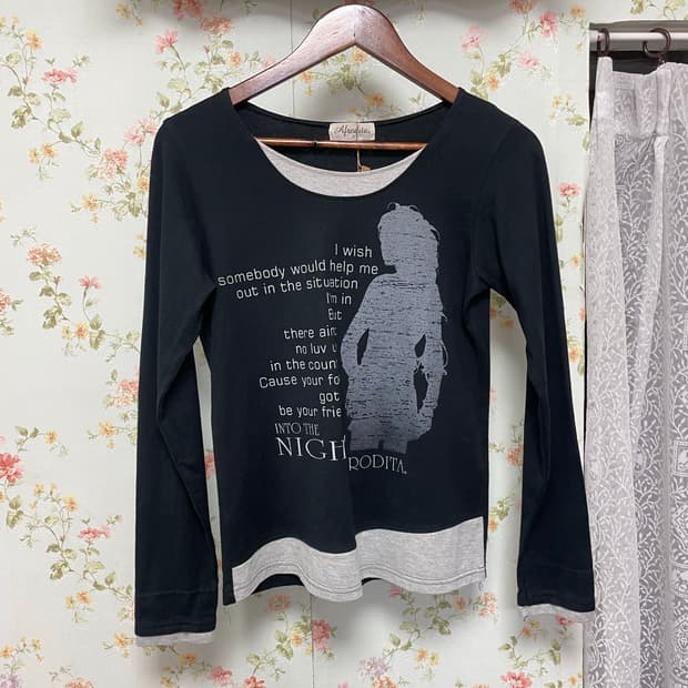 블랙&그레이 레이어드티