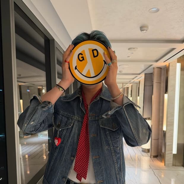 GD 지디 Verdy 키링 베르디 걸즈돈크라이 키체인