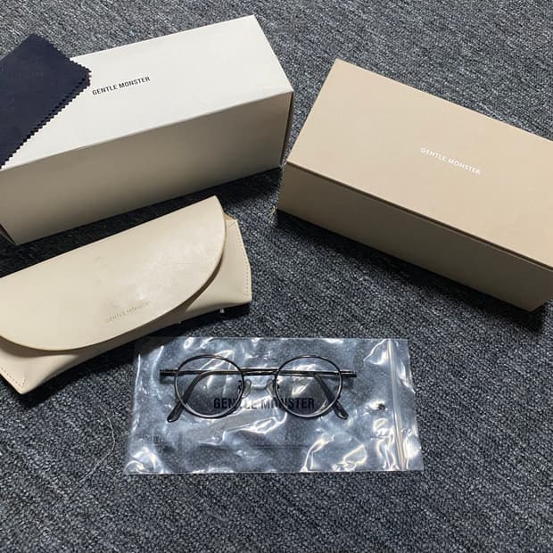 [정리중] 젠틀몬스터 디어클래식 01 안경테 처분