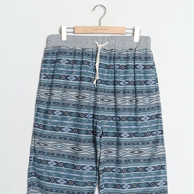  VOLCANIC NativePattern Shorts (33)