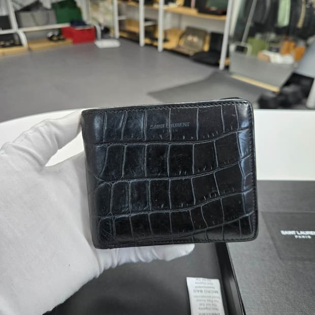 [A급컨디션]입생로랑 크로커다일 반지갑