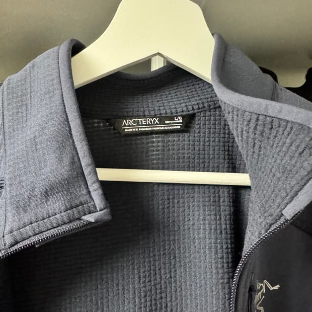 아크테릭스 델타 L사이즈 팝니다