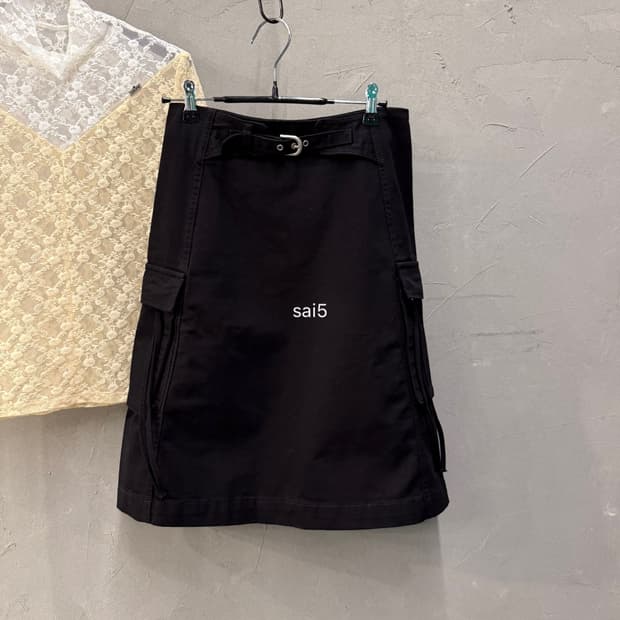 언앤써드미스터리 카고 미디 스커트